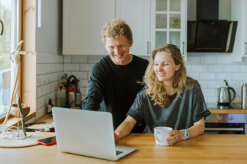 Generatywna sztuczna inteligencja (Gen AI) zmienia sposób robienia zakupów