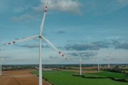 Ponad 7,6 mld zł od mBanku i 8,5 mld zł zmobilizowanego kapitału na zrównoważone inwestycje w 2024 roku