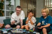 Credit Agricole uruchomił nową kampanię edukacyjną we współpracy z influencerami parentingowymi