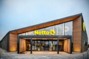 Netto stawia na usługę wpłaty gotówki w swoich sklepach