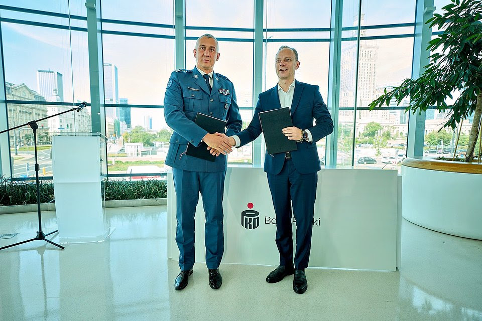 PKO Bank Polski rozszerza ofertę. Specjalna propozycja dla kolejnych służb mundurowych