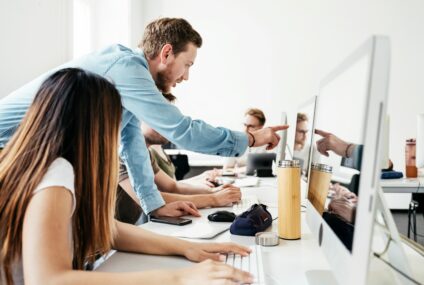 GenAI udowadnia swoją wartość w marketingu. 93% CMO dostrzega realne korzyści biznesowe