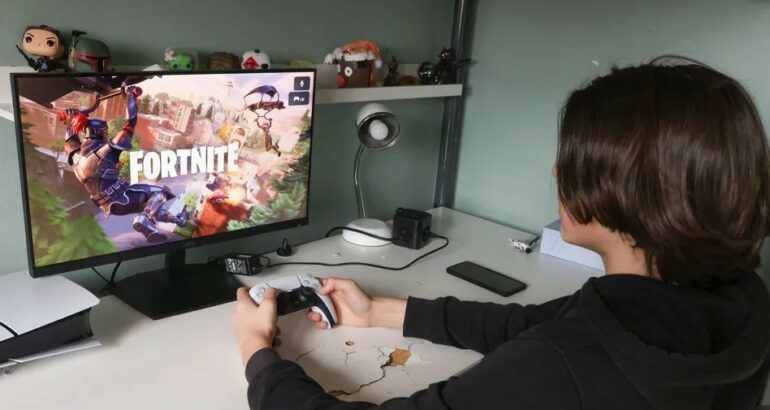 Sony chce zamienić pada od PlayStation w terminal. Za grę zapłacimy, zbliżając telefon?