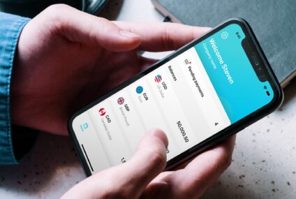 Ebury wprowadza nową aplikację mobilną
