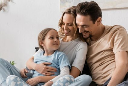 Raport Fundacji Banku Millennium: rodzice chcą uczyć dzieci o finansach, ale brakuje im wsparcia