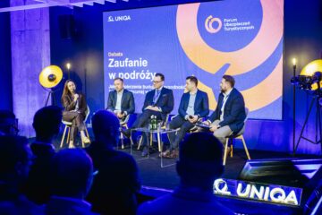 Zaufanie w podróży w niepewnych czasach. Uniqa zainaugurowała Forum Ubezpieczeń Turystycznych