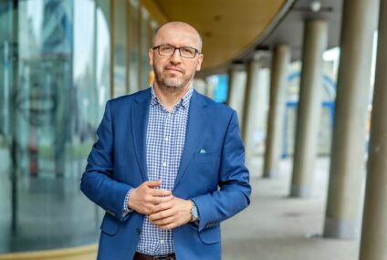 Finax przekroczył 100 mln EUR aktywów zgromadzonych w europejskiej emeryturze i rozszerza działalność w Rumunii