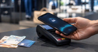 Badanie Autopay: BLIK-iem płaci online 65 proc. Polaków, rośnie też gotówka przy odbiorze